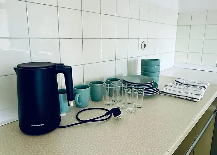 Numbr25 - Self Service & Budget Грац