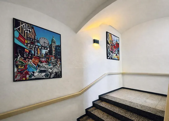 Numbr25 - Self Service & Budget Мотель *