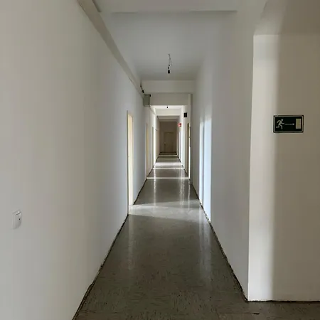 Numbr25 - Self Service & Budget غراتس