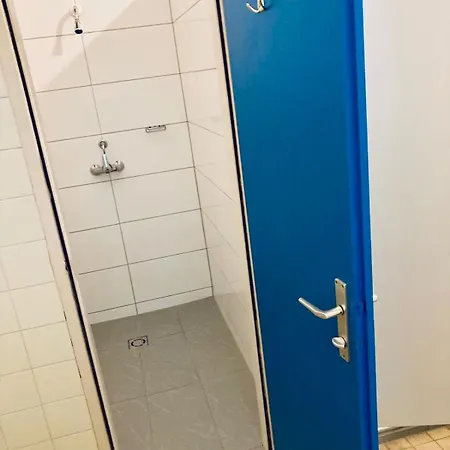 Numbr25 - Self Service & Budget 汽车旅馆