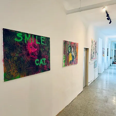 Numbr25 - Self Service & Budget موتيل