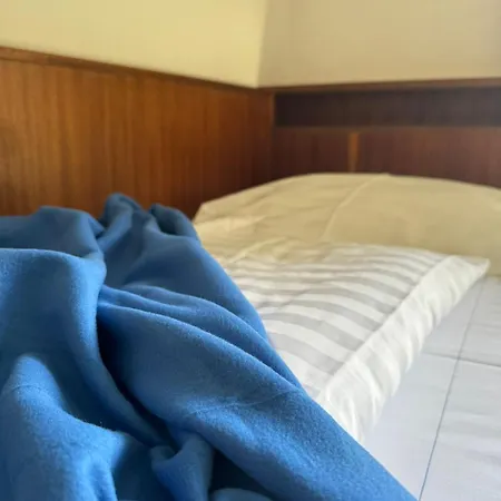 Numbr25 - Self Service & Budget 汽车旅馆 *