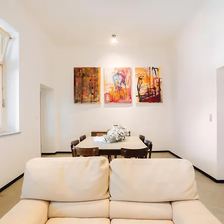 Numbr25 - Self Service & Budget *