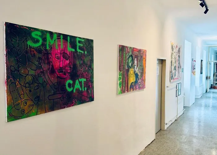 Numbr25 - Self Service & Budget Motel